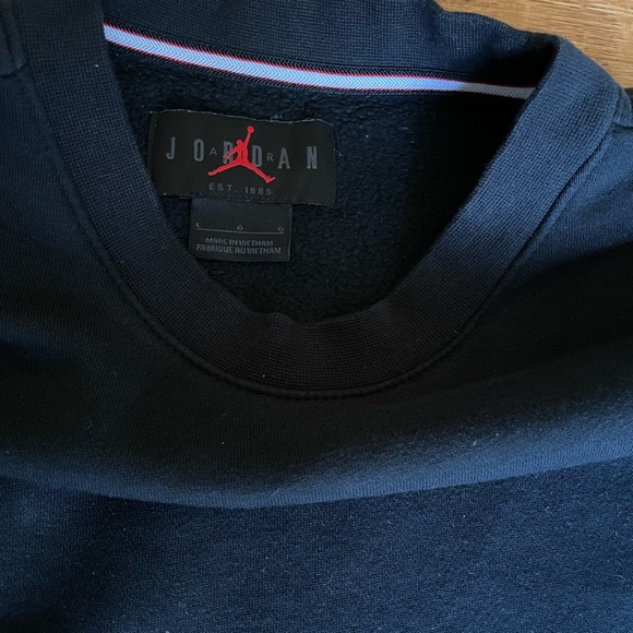 Jordan Long Sleeve Sweatshirt - Picture 2 of 7